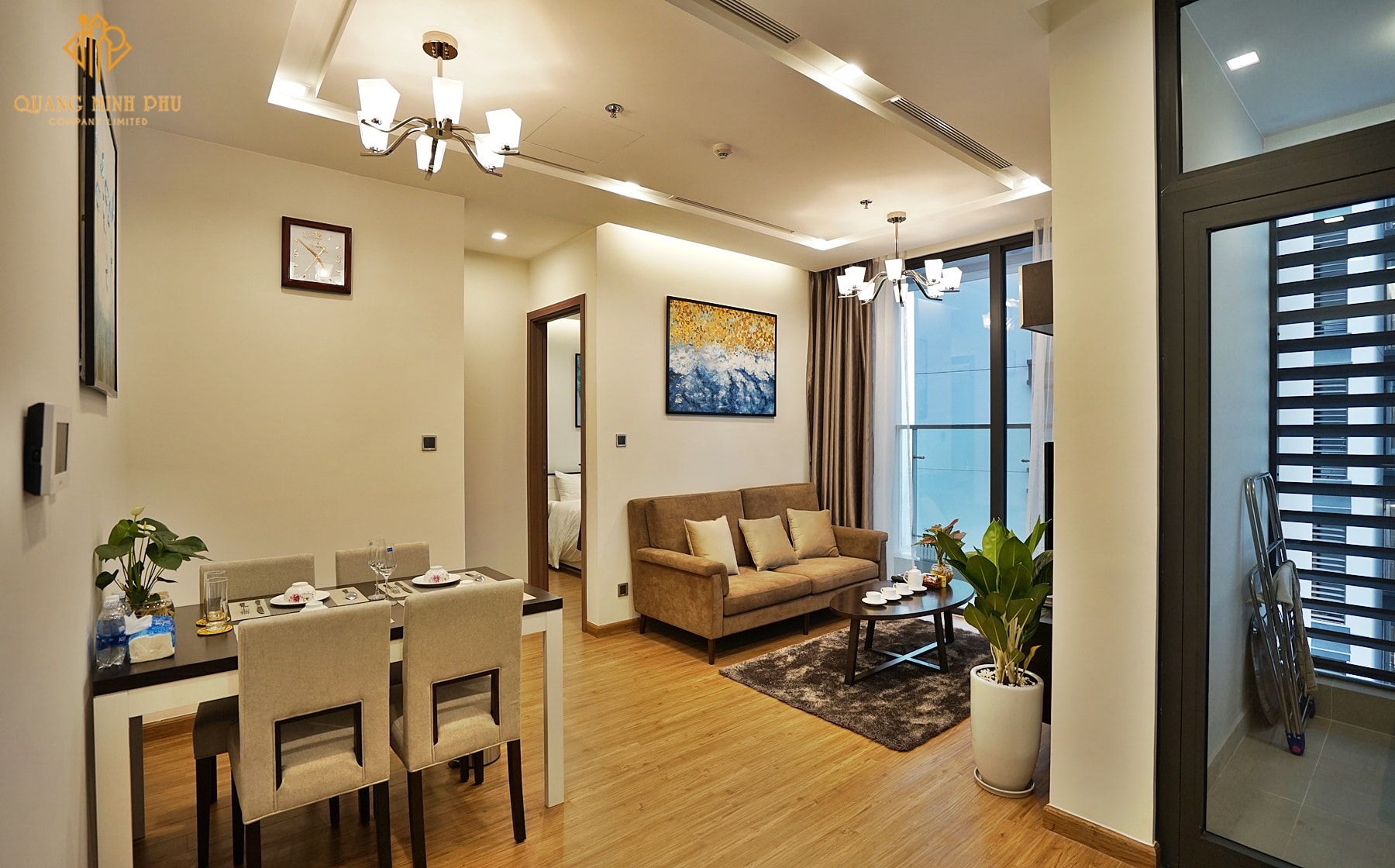 *Luxury Serviced Apartment For Rent in Vinhomes Metropolis*
