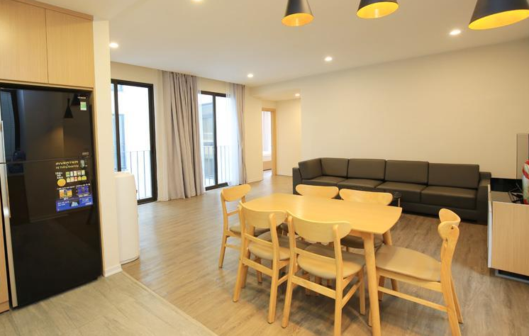 This 2 BR apartment in Tay Ho Road near Somerset West Point will accommodate your needs