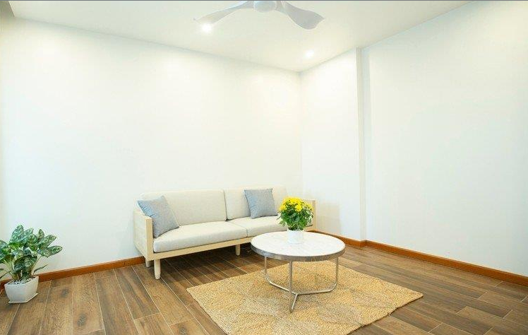 Modern 1 BR Apartment in Xuan Dieu str, Tay Ho, Good Price