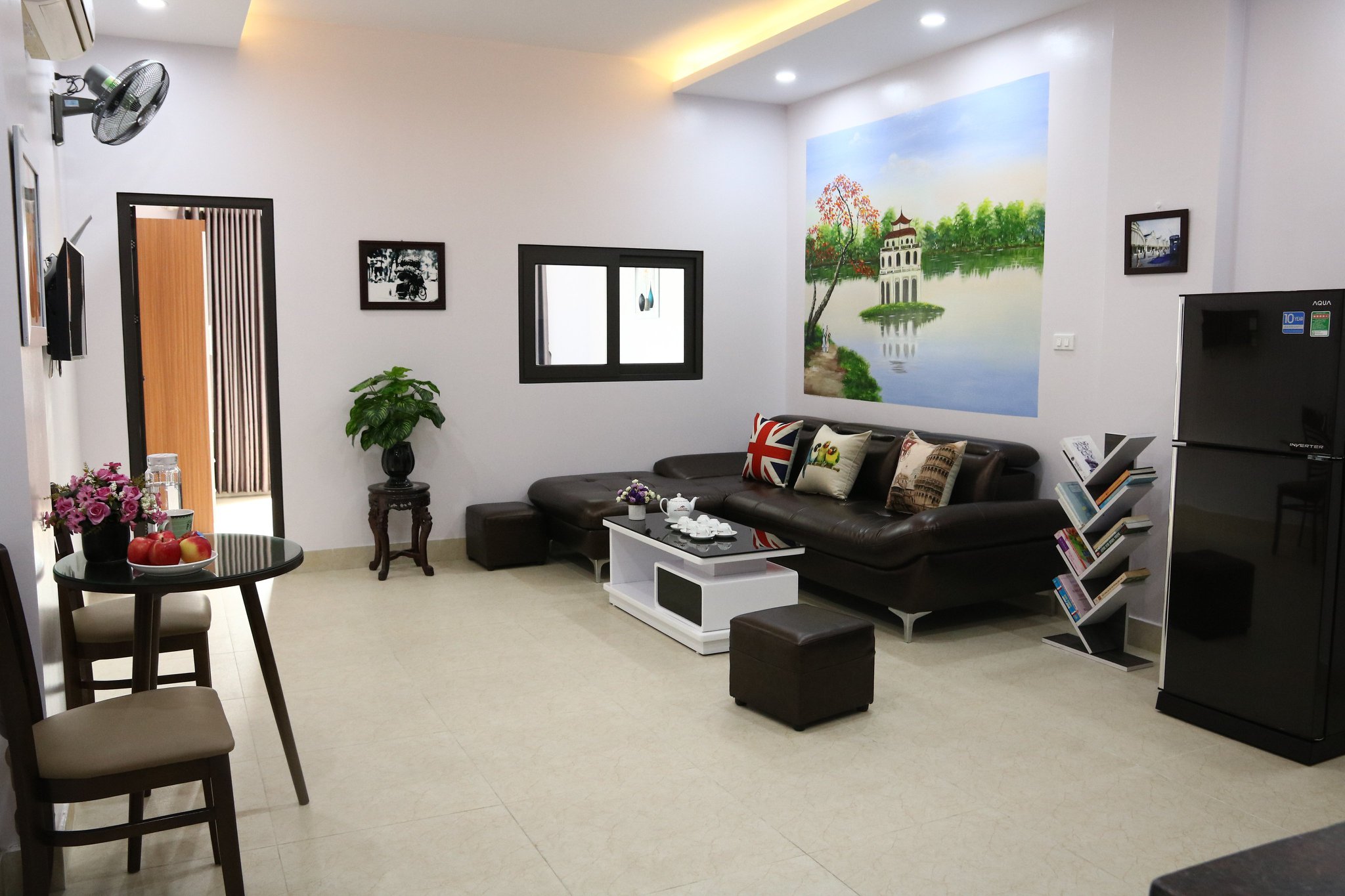 Modern and qulity two bedroom apartment rental in My Dinh, Nam Tu Liem