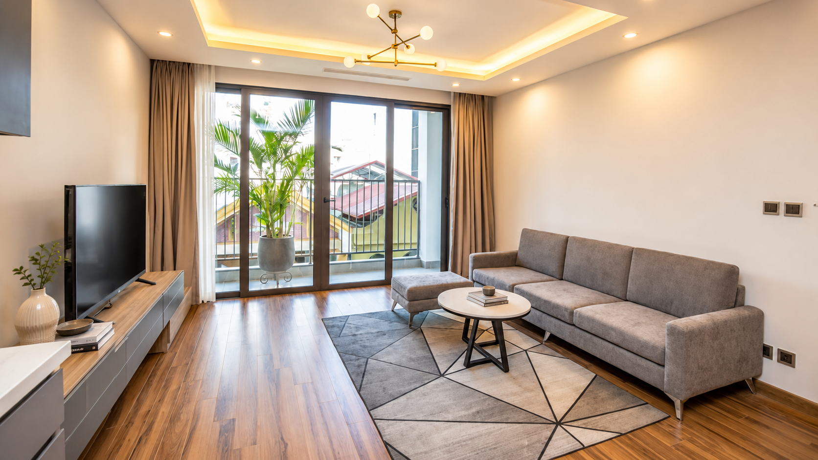 MODERN APARTMENT FOR RENT IN TU HOA, TAY HO WITH A BEAUTIFUL SWIMMING POOL
