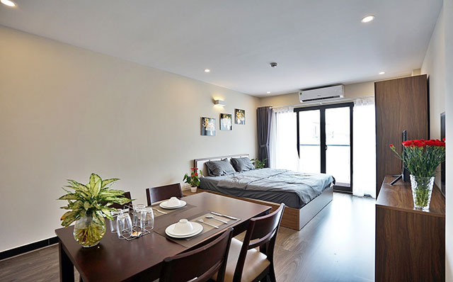 *Modern & Cozy Apartment Rental in Nhat Chieu street, Tay Ho, TranQuil Area*