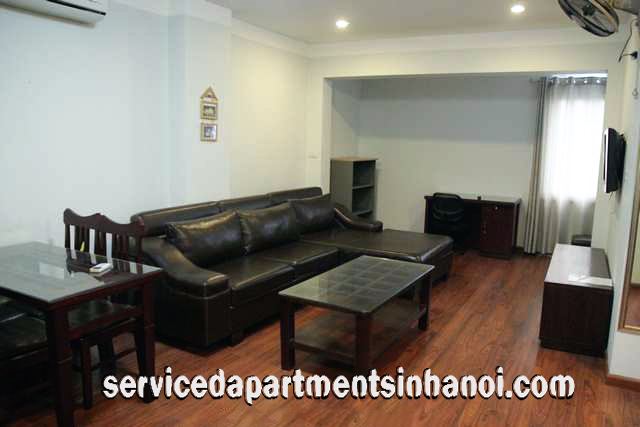 Modern Two Bedroom Apartment for rent near Giang Vo street, Dong Da