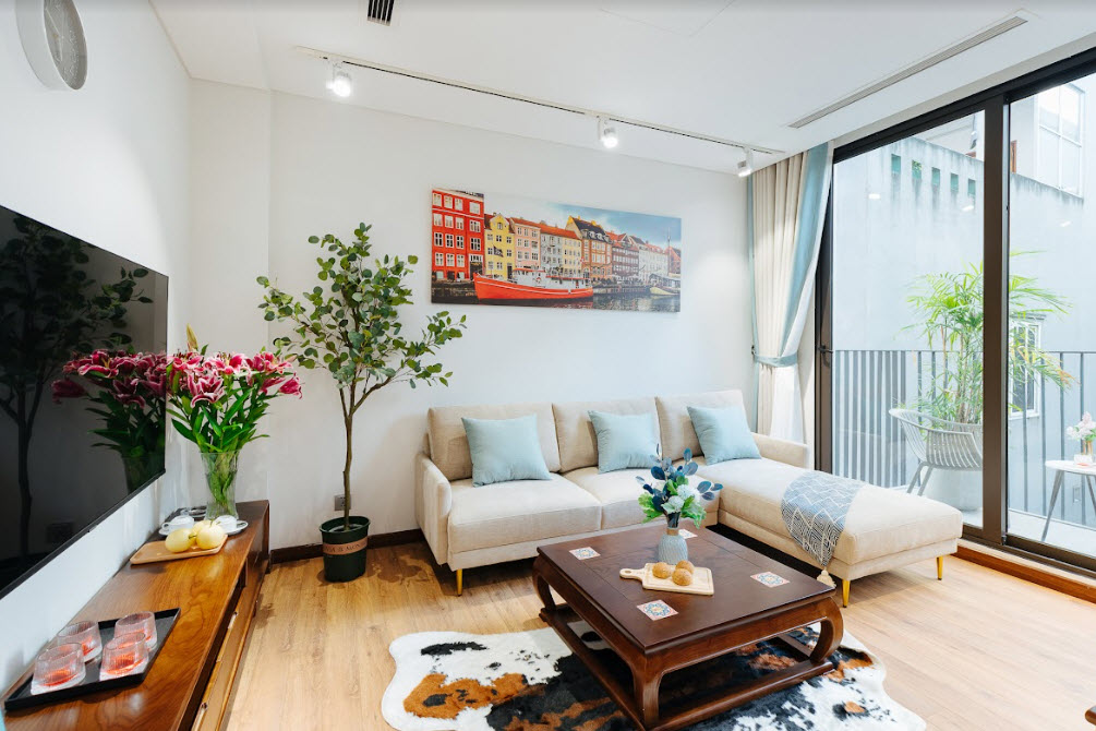 New Modern 2 BR Apartment Rental in Tu Hoa str, Tay Ho