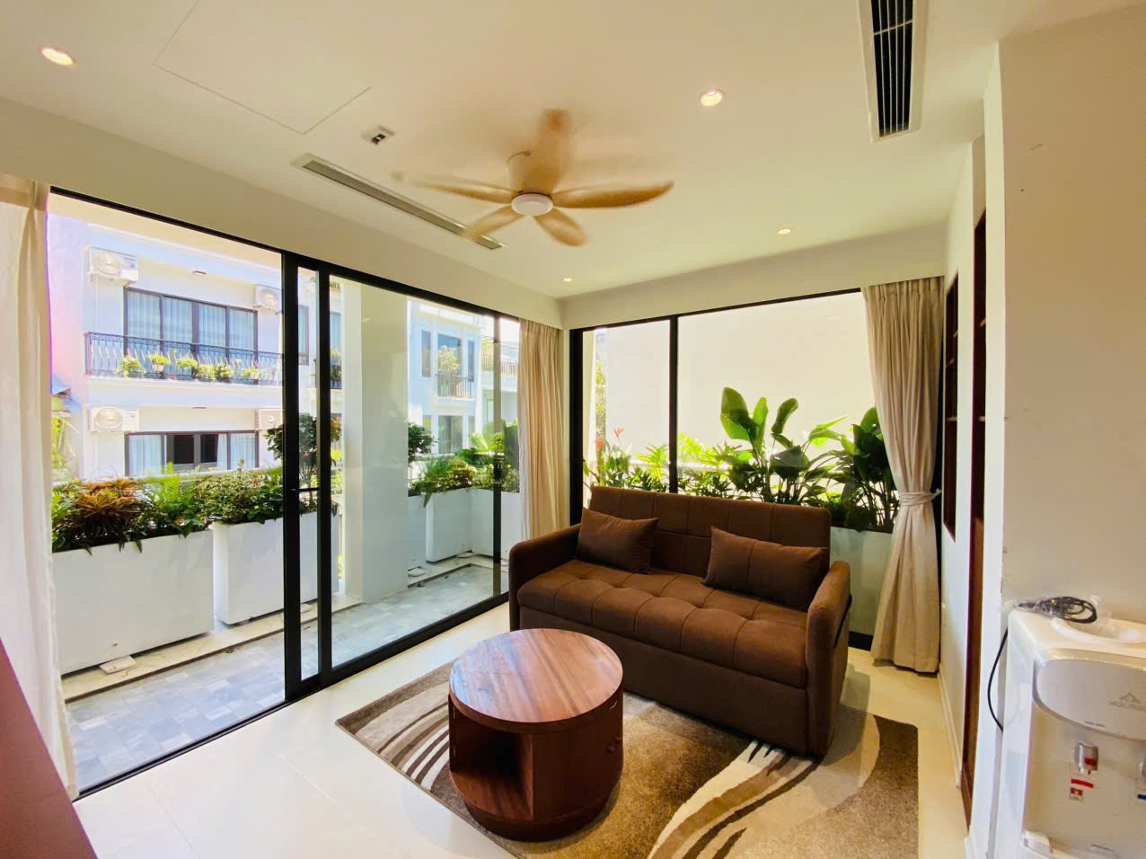 NEW MODERN APARTMENT FOR RENT IN LAC LONG QUAN AREA, TAY HO