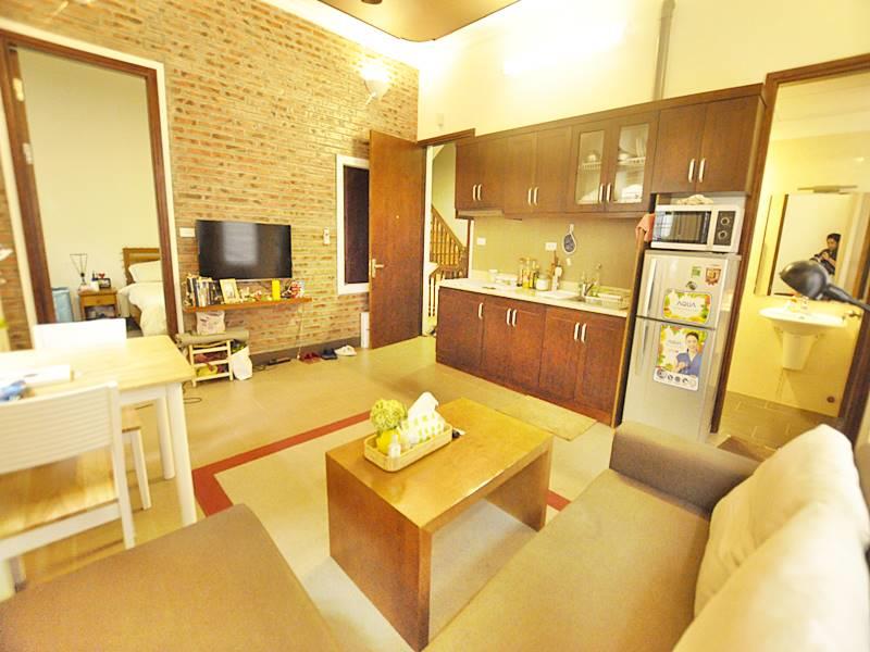 *Lovely, Convenient One Bedroom Apartment Rental in Tay Ho street*