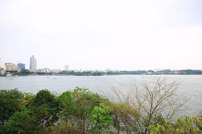 Panoramic Lake View 2 BR Apartment In Yen Phu Village Tay Ho, Great Amenities