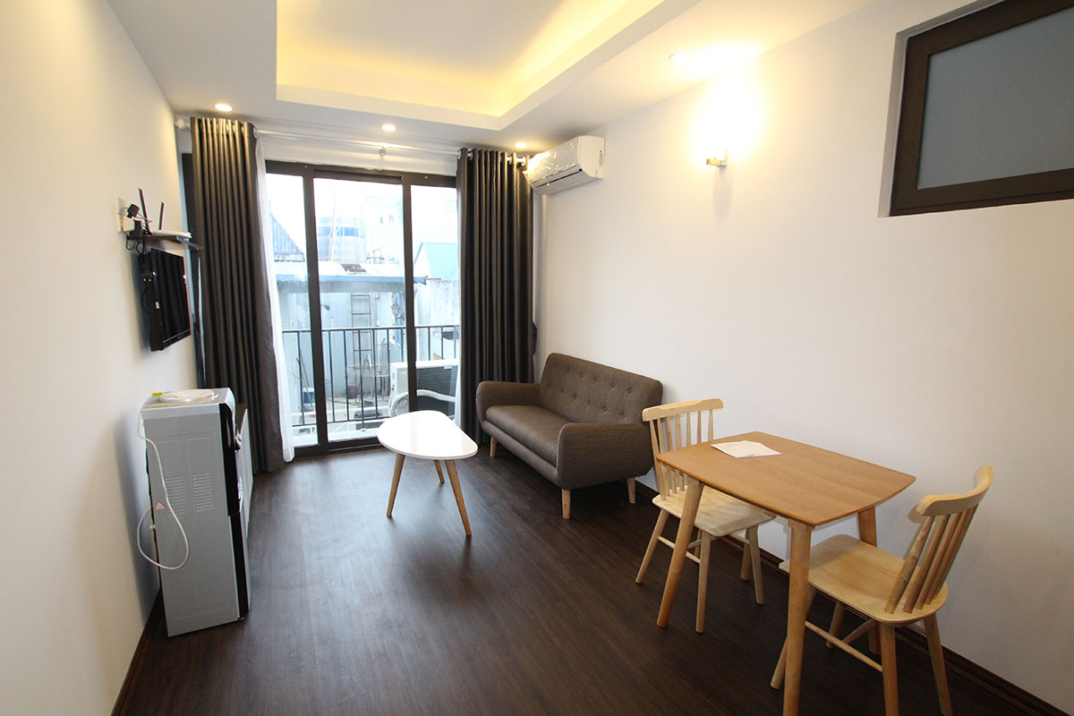 *Perfect Location One Bedroom Serviced Apartment Rental in Dao Tan street, Ba Dinh*