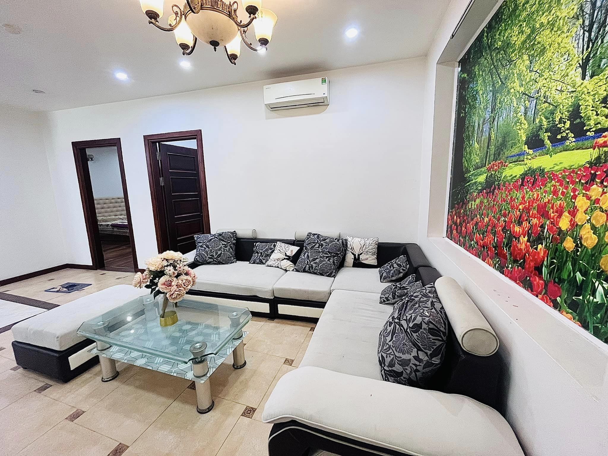 Spacious 03 BR Apartment Rental in Thuy Khue str, Ba Dinh
