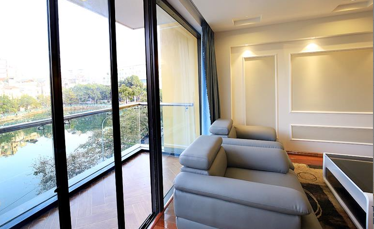 Spacious and High Quality 03 bedrooms apartment for rent in Yen Phu village Tay Ho 