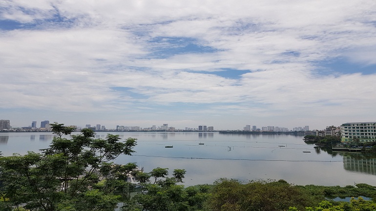 Spacious, Lake View 1 BR Apartment for rent in Yen Phu Area, Tay Ho, Affordable Price