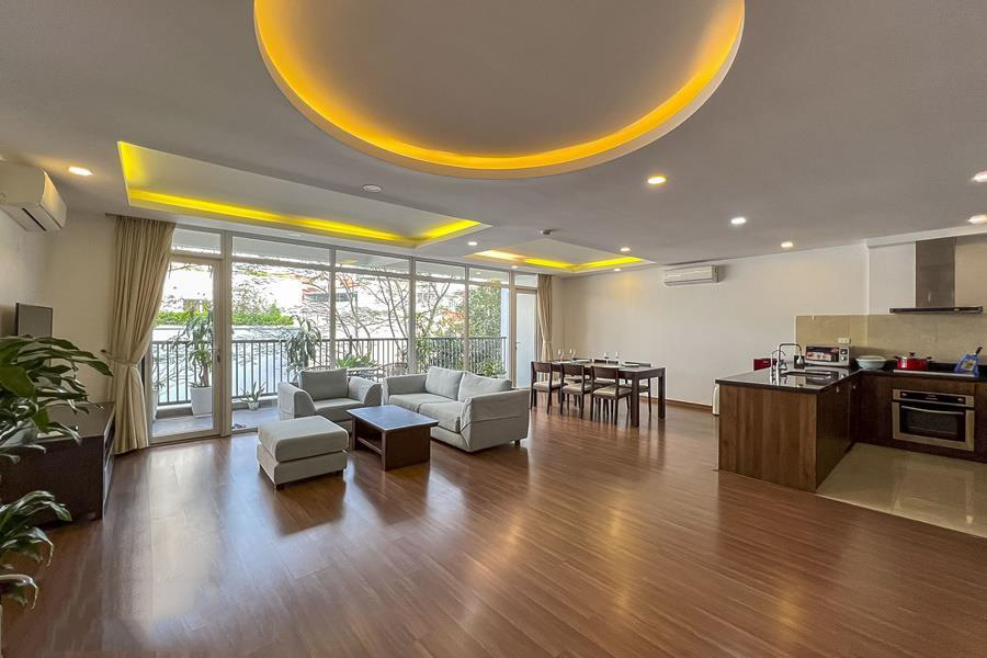 Spacious & Modern 03 BR Apartment Rental in Tu Hoa str, Tay Ho