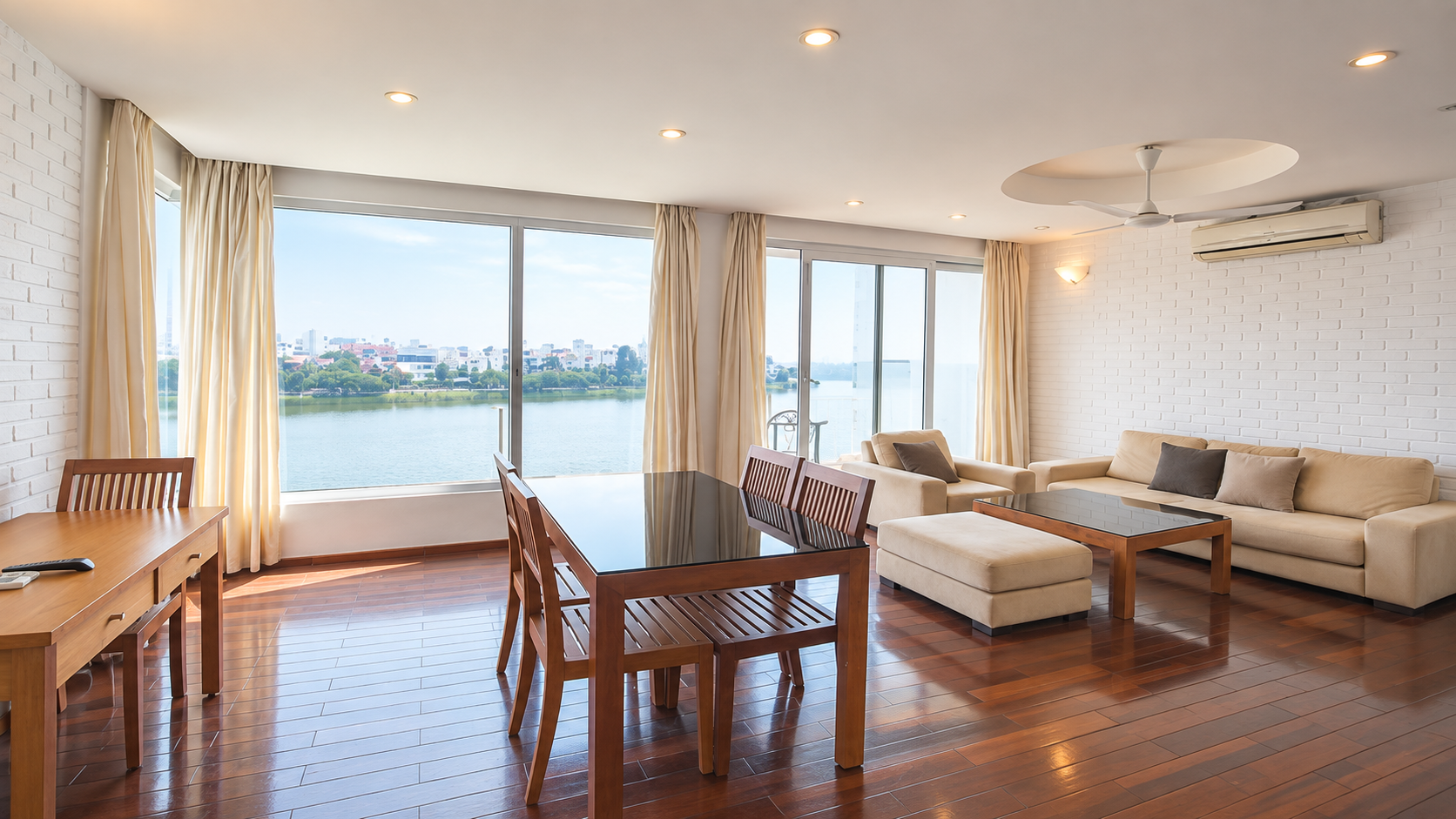 Stay, Feel and Love This DIRECT LAKE VIEW APARTMENT Near Xuan Dieu Str, TAY HO District