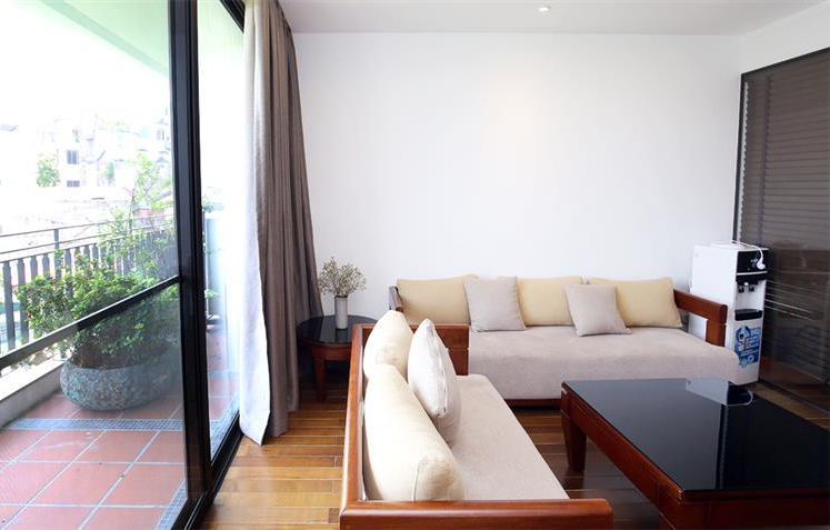 Stunning 2 BR Apartment In Xuan Dieu Str Tay Ho, Excellent View