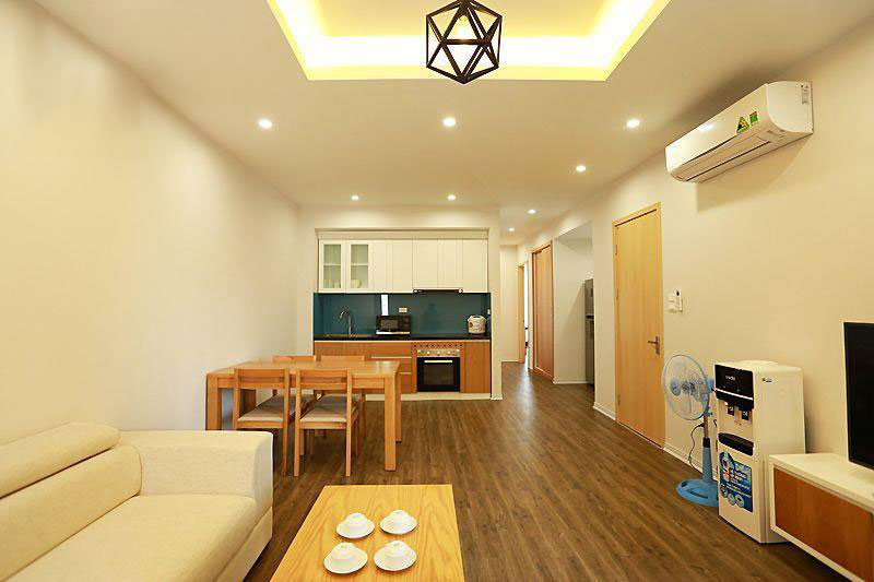 Apartment in To Ngoc Van street, Tay Ho: Stunning 02 BR, Well furnished & reasonably priced