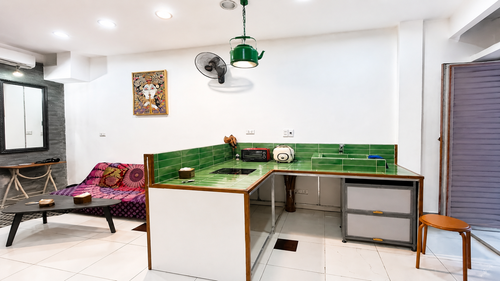 Stylish Studio Apartment for rent near Hanoi Train Station, Hanoi