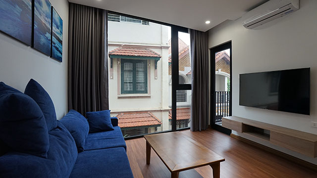 *Tranquil & Modern One Bedroom Flat for rent in Xuan Dieu street, Tay Ho*