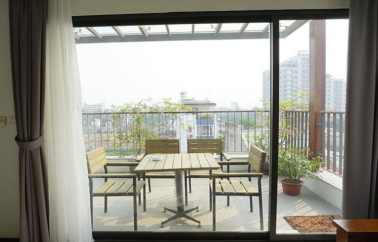 Very bright 2 bedroom apartment features a separate terrace combine the living room and kitchen