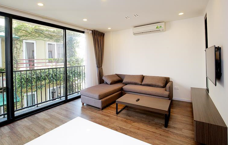 *Very Modern 02 Bedroom Apartment Rental in To Ngoc Van street, Tay Ho, Good Price*