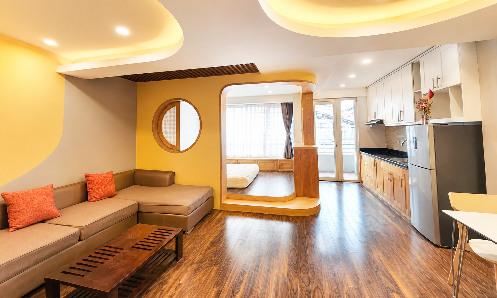 Very Nice and Good Price Apartment for rent near Doi Can street, Ba Dinh