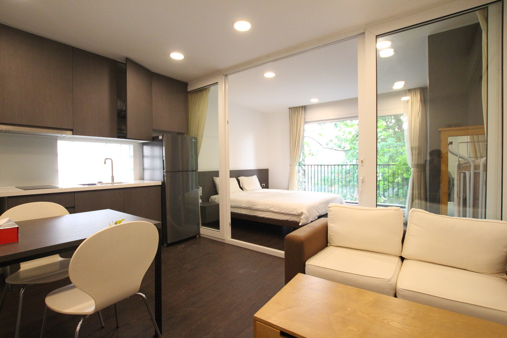 Very Nice & Central Serviced Apartment Rental in To Ngoc Van str, Tay Ho