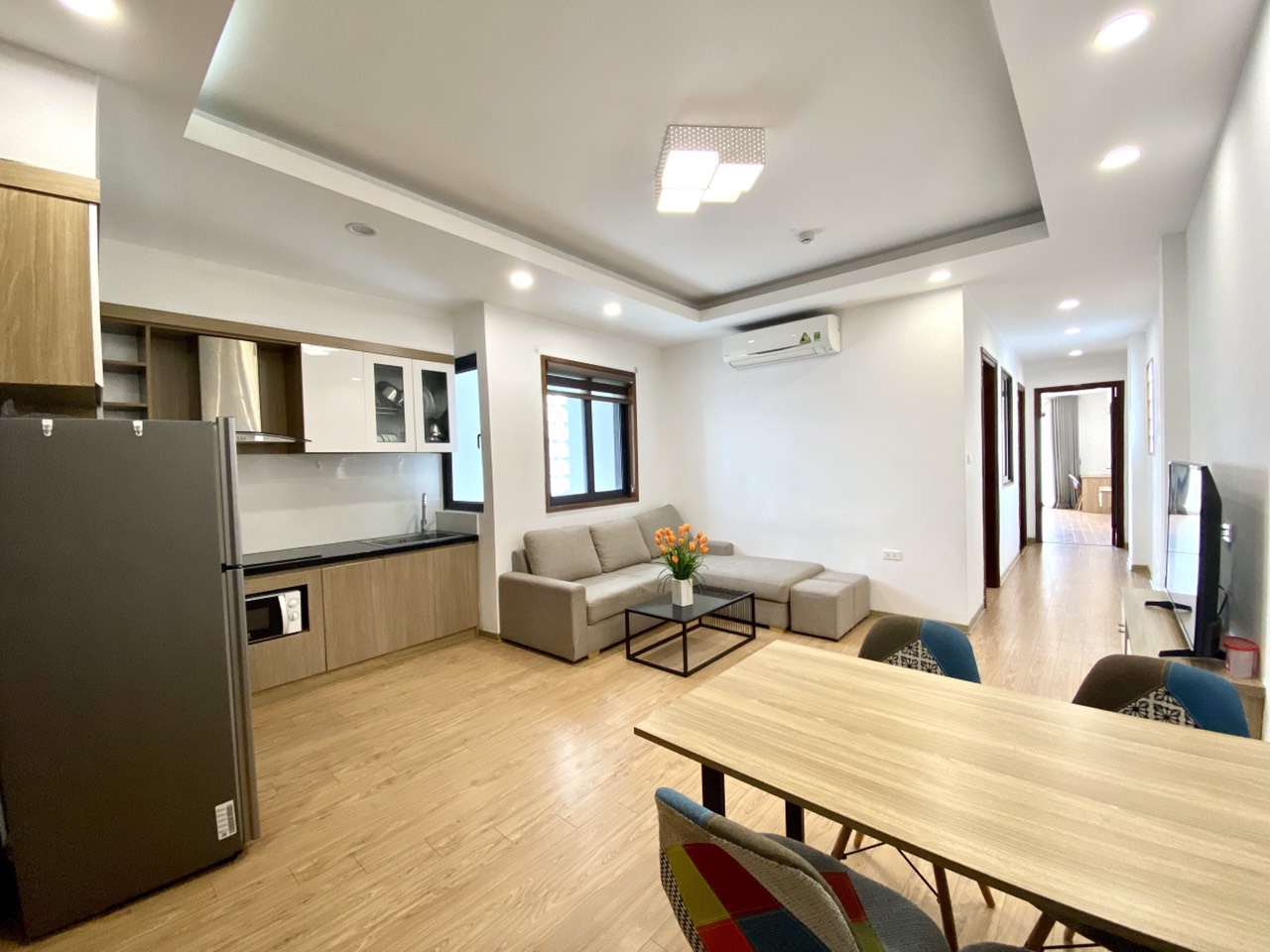 Warm & Welcoming 02 BR Apartment Rental in Yen Phu Area