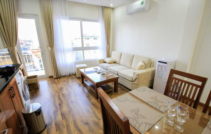 ★Bright, Modern Equipped Serviced Apartment in Tran Thai Tong Area, Center of Cau Giay★